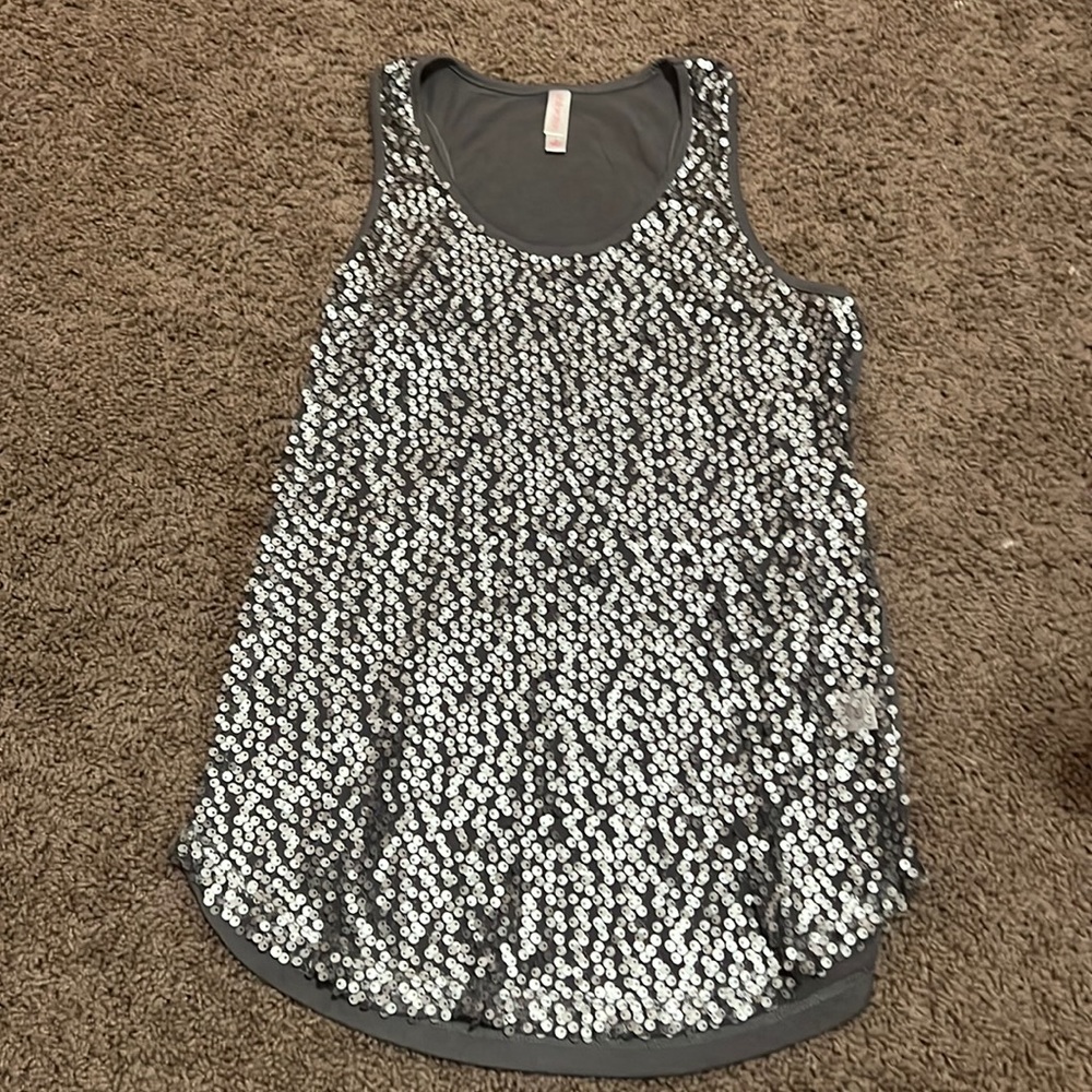 Brand new Small sequins tank top